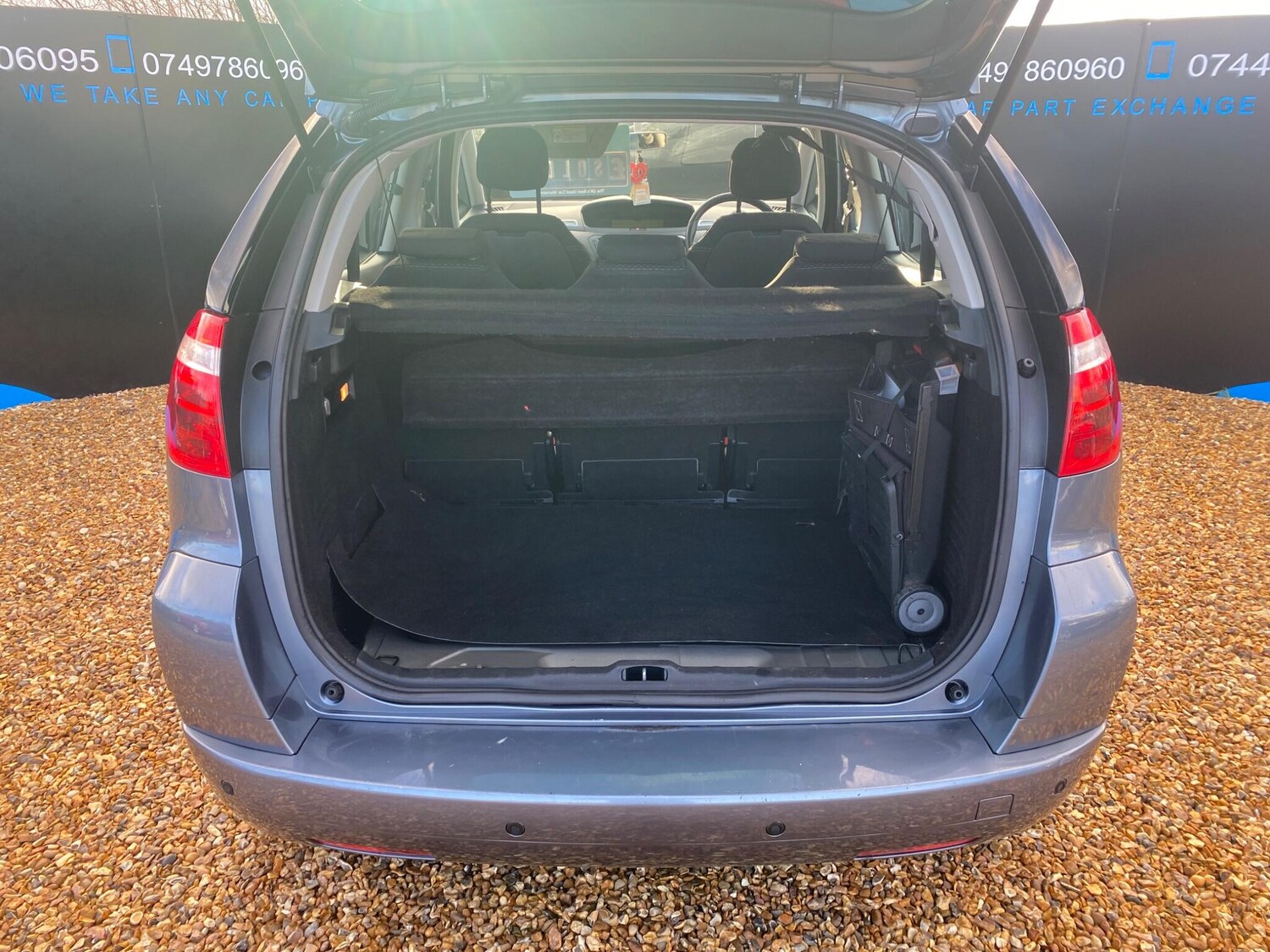 Used Citroen C4 Picasso 2009 for sale - 77190385: Photo 33