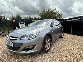 Used Vauxhall Astra 2013 for sale - 79425427: Photo