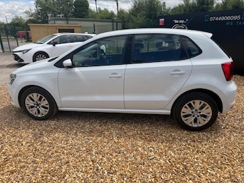 Used Volkswagen Polo 2015 for sale - 79062391: Photo