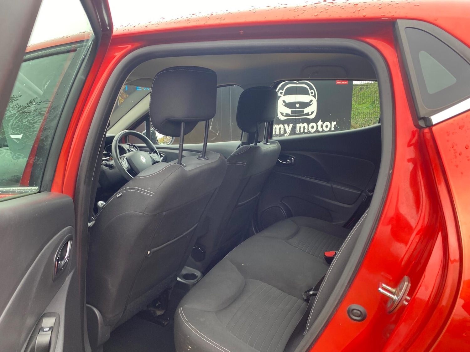 Used Renault Clio 2015 for sale - 76398518: Photo 20