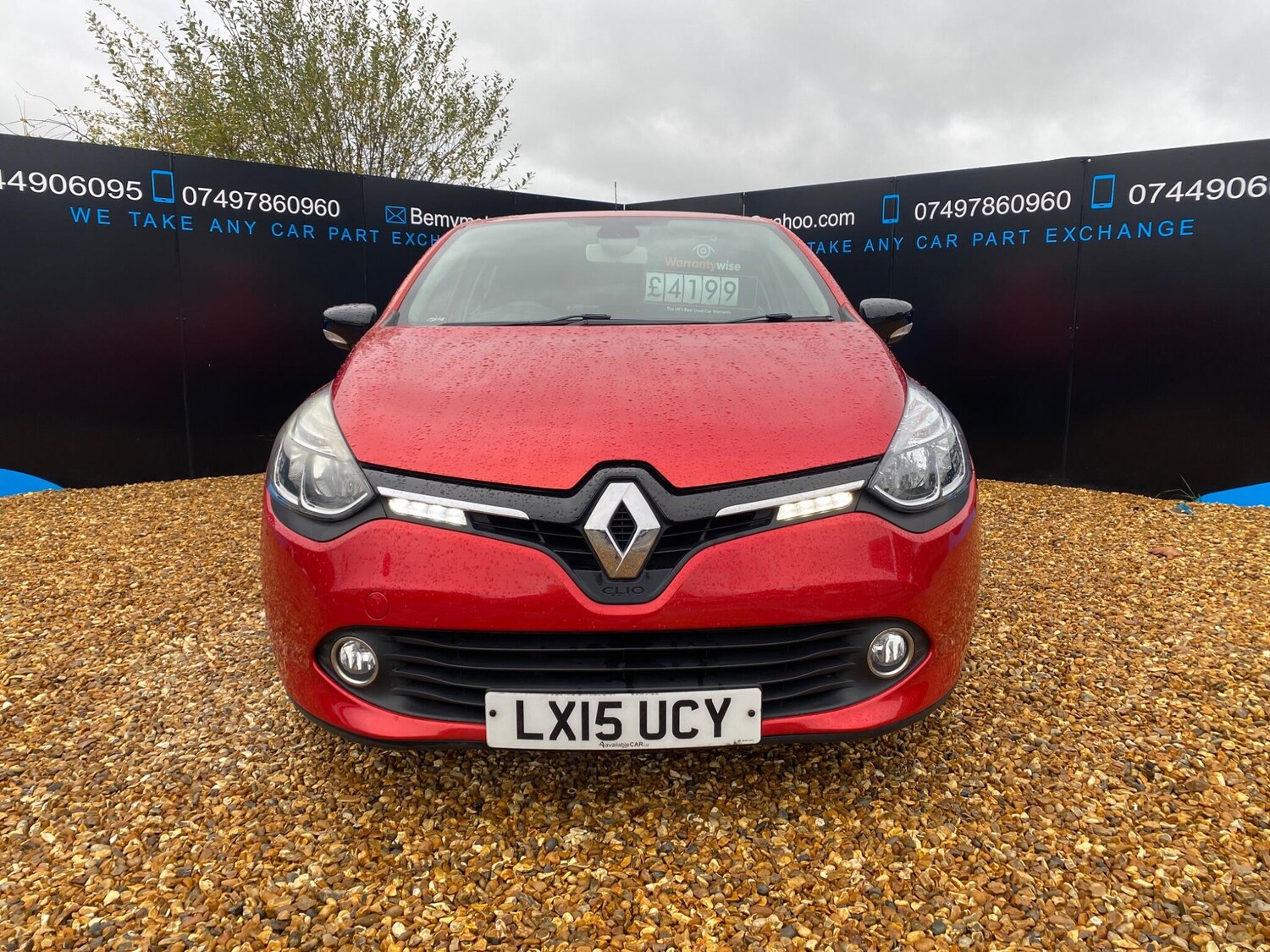 Used Renault Clio 2015 for sale - 76398518: Photo 9