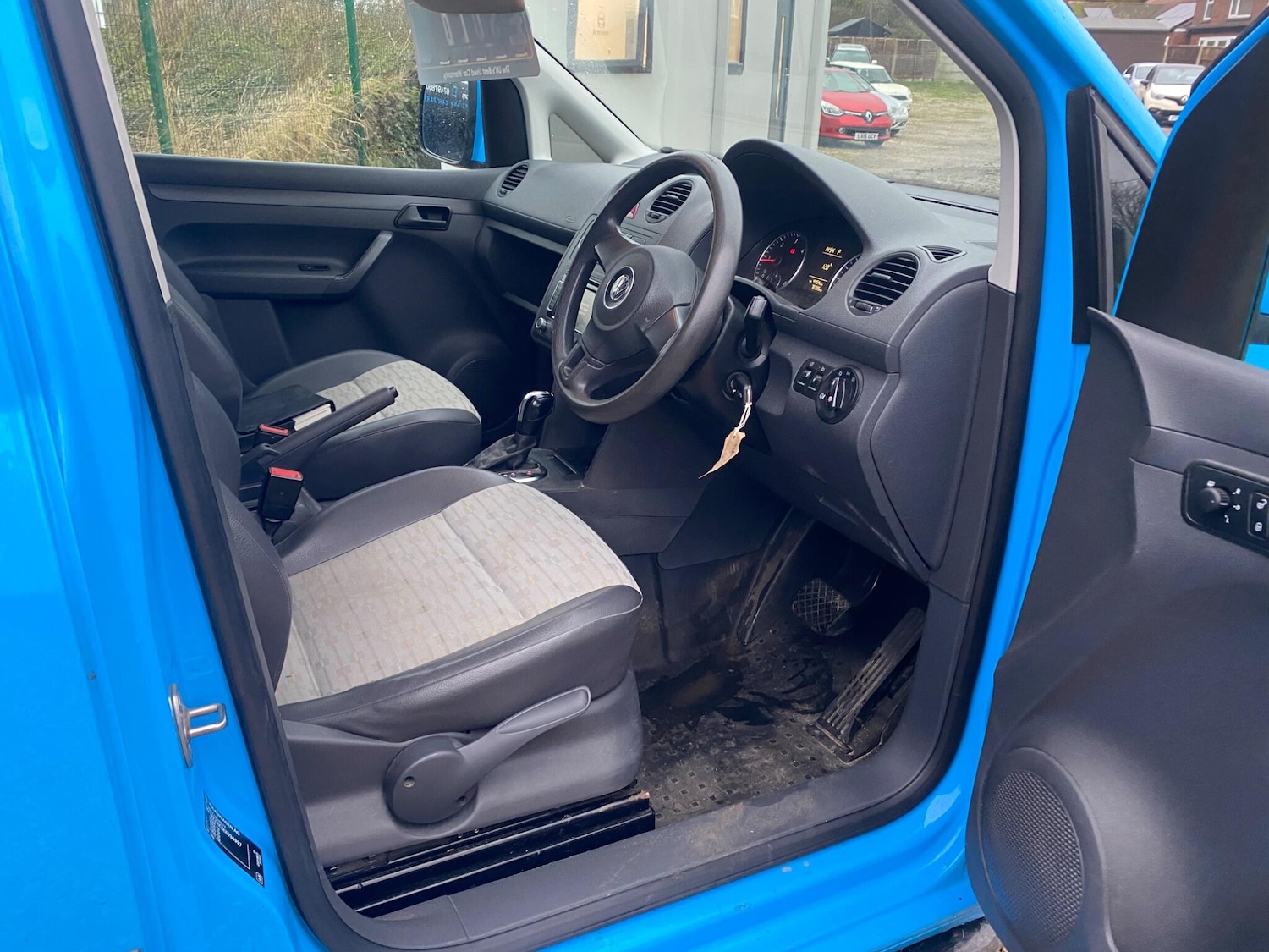 Used Volkswagen Caddy Maxi 2013 for sale - 76714322: Photo 19