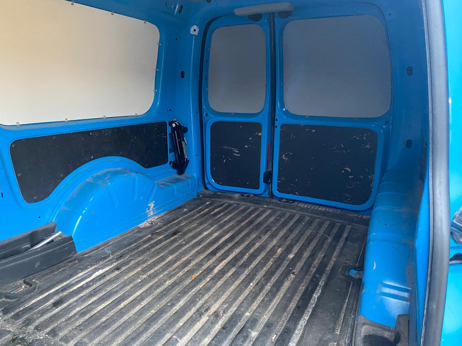 Used Volkswagen Caddy Maxi 2013 for sale - 76714322: Photo 29