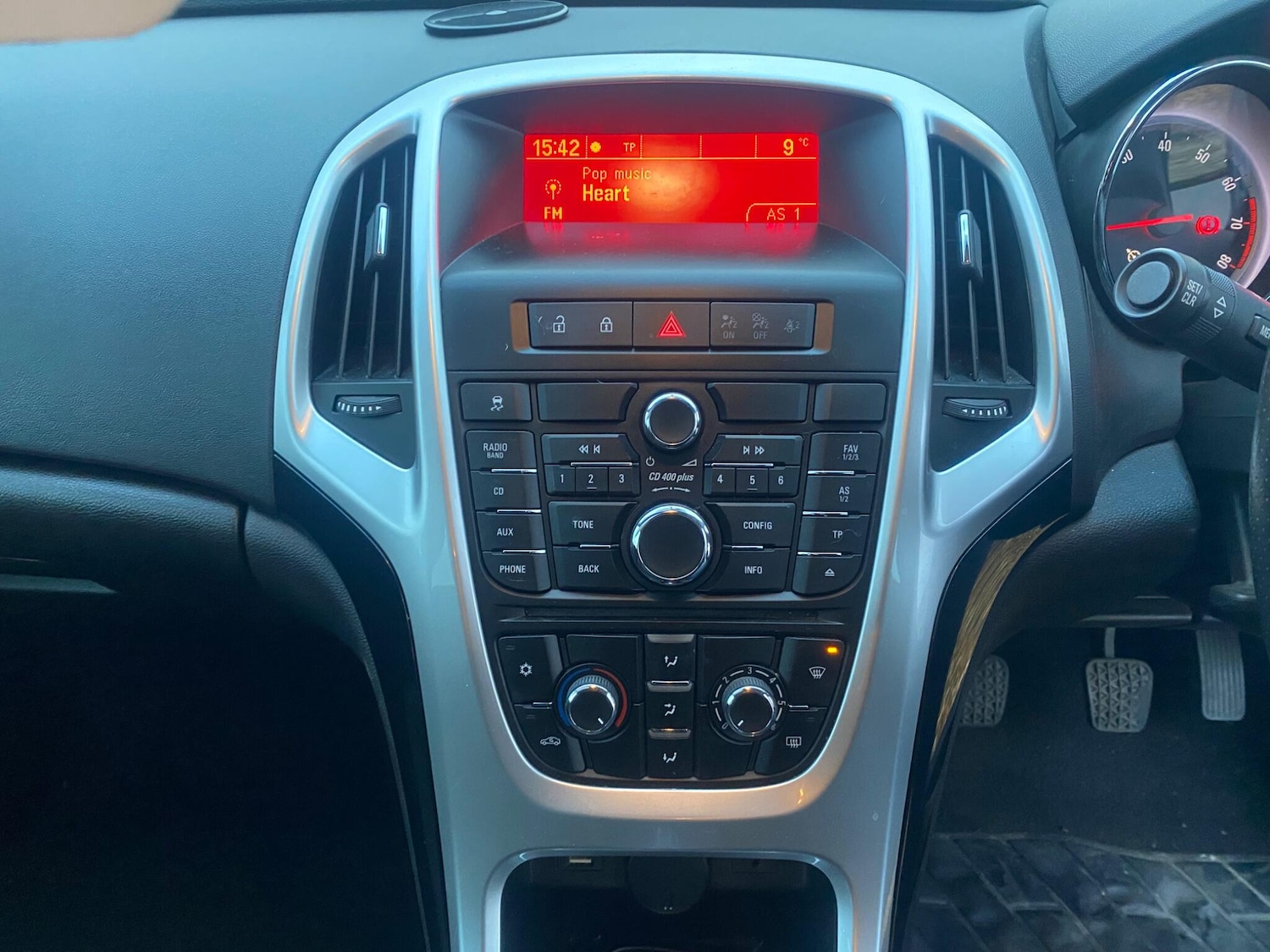 Used Vauxhall Astra 2015 for sale - 77114163: Photo 28