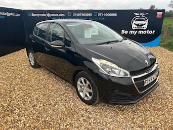 Used Peugeot 208 2015 for sale - 78384470: Photo