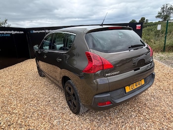 Used Peugeot 3008 2011 for sale - 79116407: Photo
