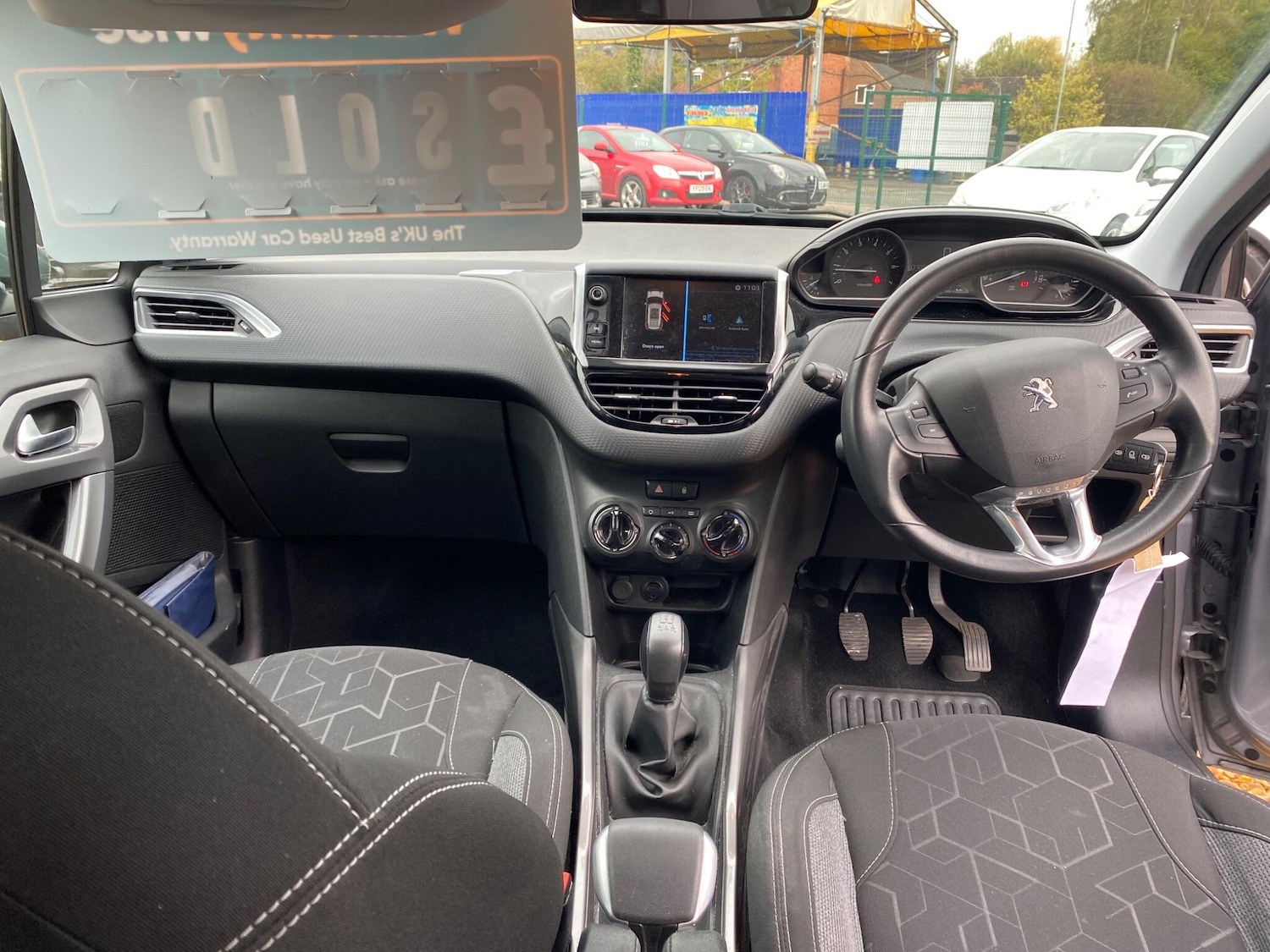 Used Peugeot 2008 2018 for sale - 76214640: Photo 19