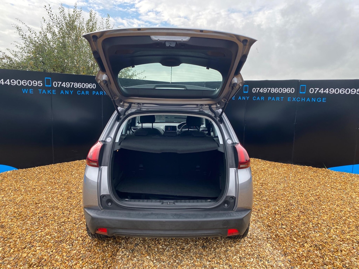 Used Peugeot 2008 2018 for sale - 76214640: Photo 32