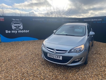 Used Vauxhall Astra 2012 for sale - 77238241: Photo