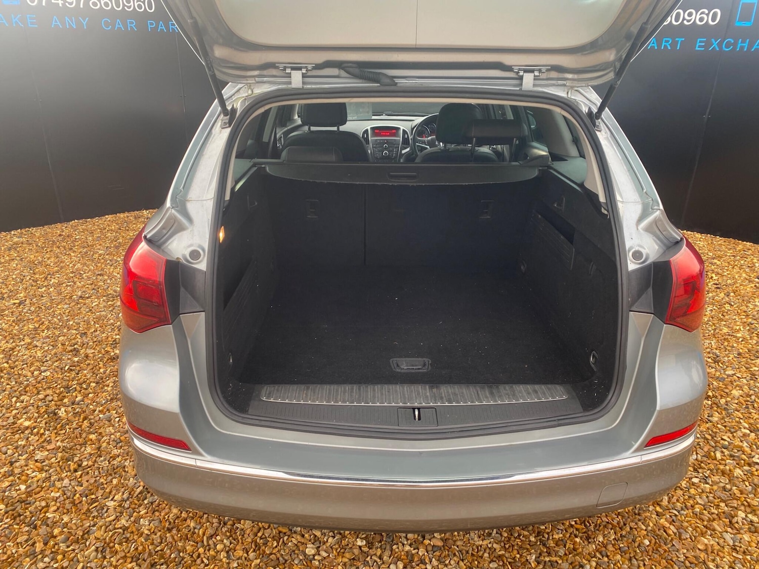 Used Vauxhall Astra 2012 for sale - 77238241: Photo 31