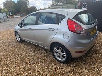 Used Ford Fiesta 2015 for sale - 79634211: Photo