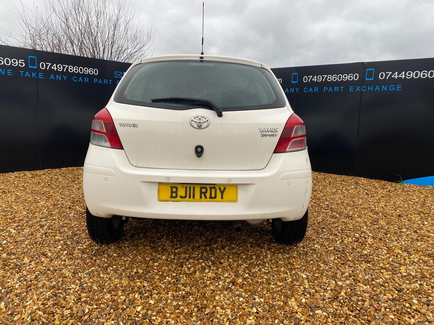 Used Toyota Yaris 2011 for sale - 77202856: Photo 17