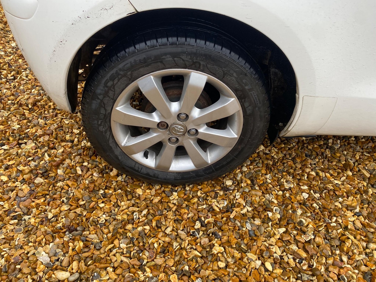 Used Toyota Yaris 2011 for sale - 77202856: Photo 23