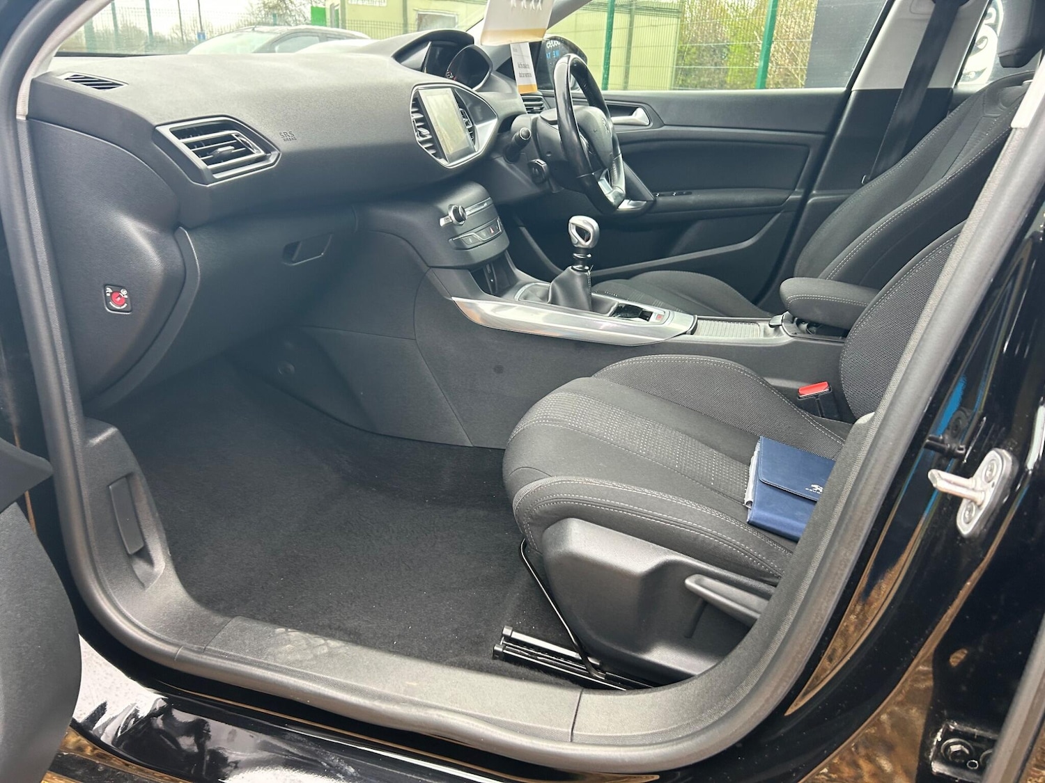 Used Peugeot 308 2015 for sale - 78058739: Photo 39