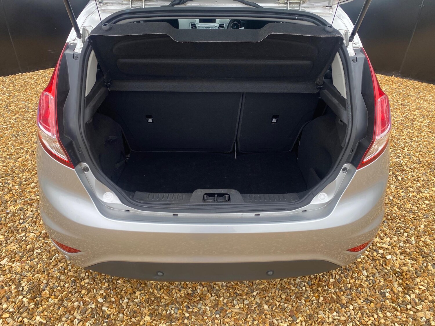 Used Ford Fiesta 2015 for sale - 76214586: Photo 29