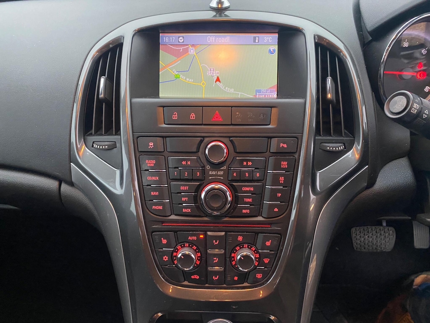 Used Vauxhall Astra for sale - 77784519: Photo 27