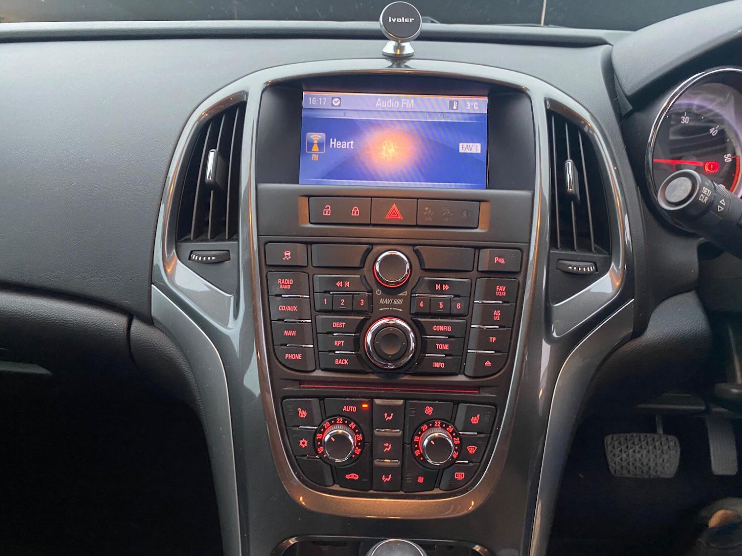 Used Vauxhall Astra for sale - 77784519: Photo 29