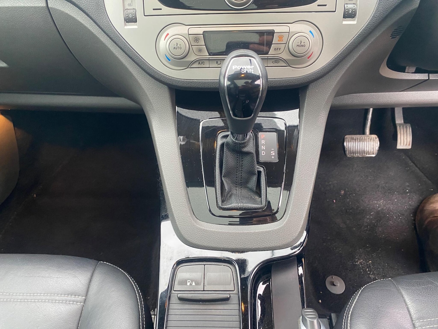 Used Ford Kuga 2012 for sale - 77479418: Photo 21