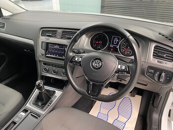 Used Volkswagen Golf 2015 for sale - 78316322: Photo