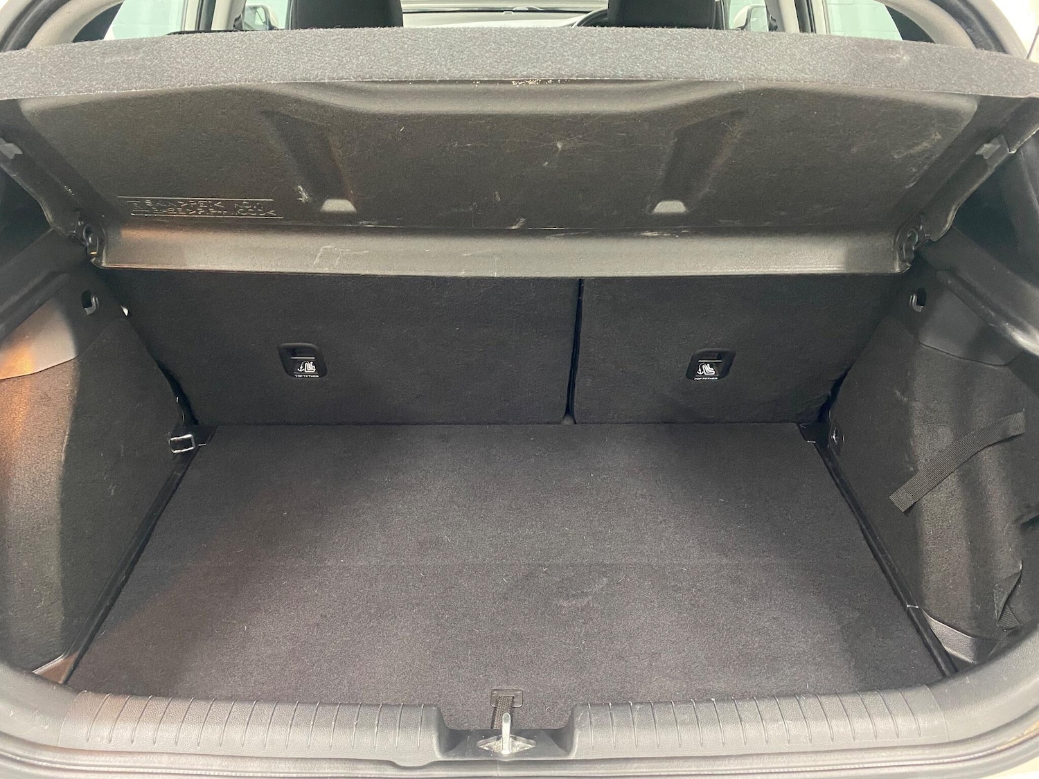 Used Hyundai i20 2016 for sale - 77335888: Photo 17