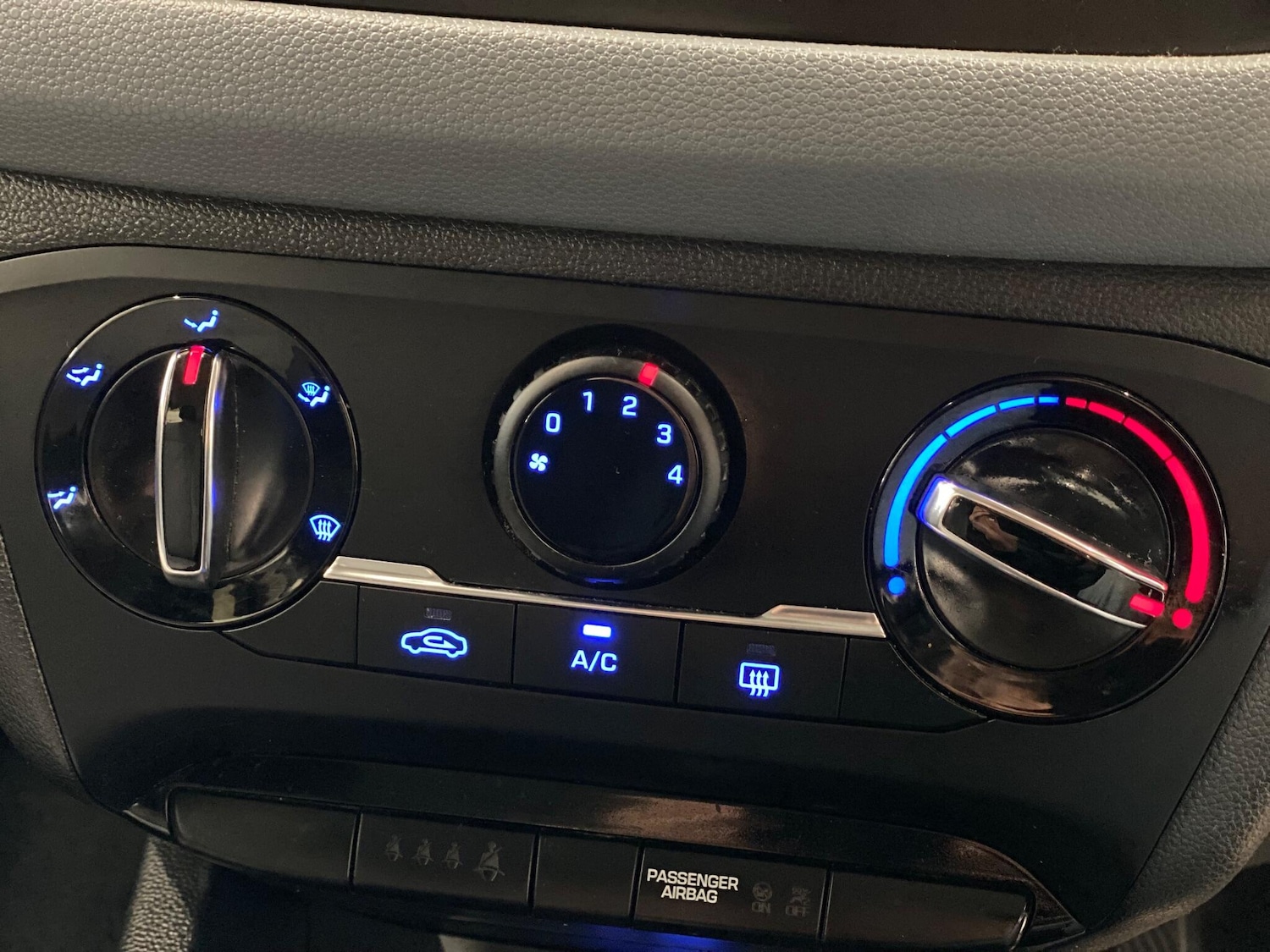 Used Hyundai i20 2016 for sale - 77335888: Photo 27