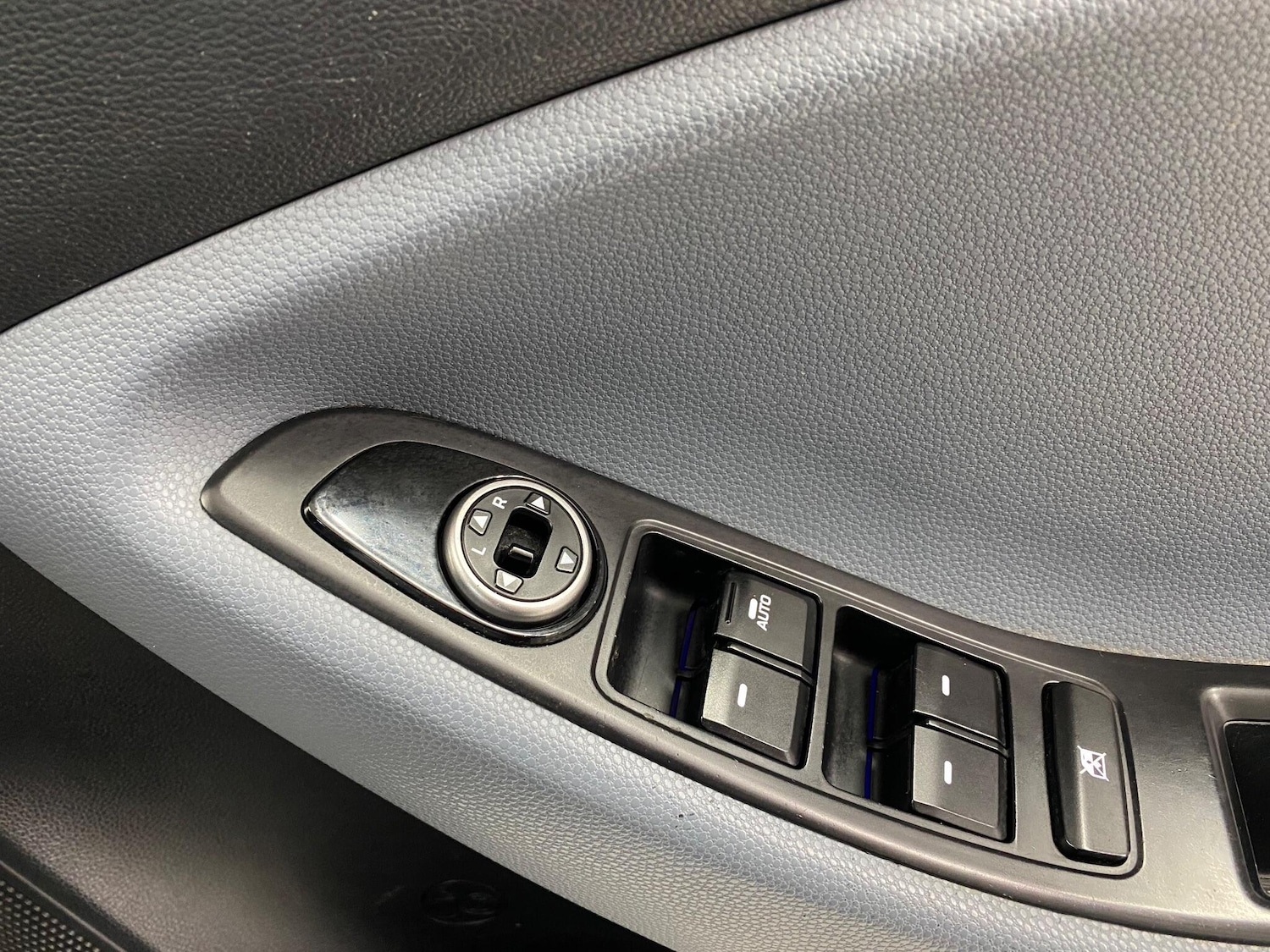 Used Hyundai i20 2016 for sale - 77335888: Photo 34