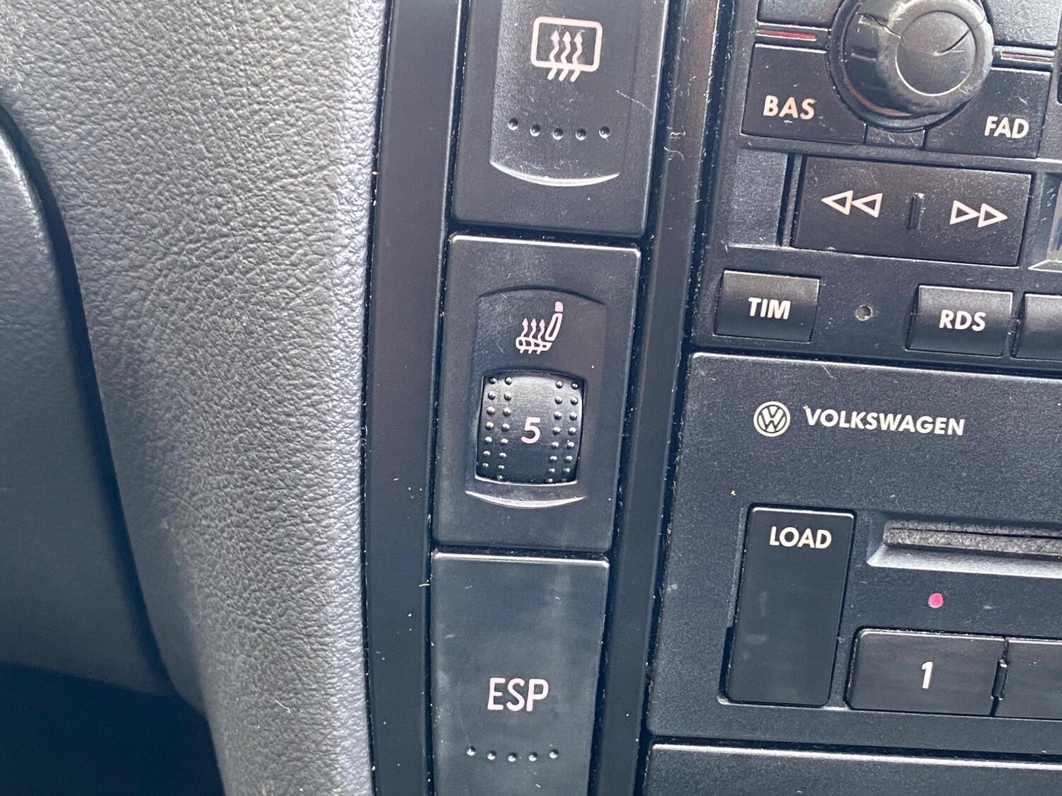 Used Volkswagen Passat 2004 for sale - 78190337: Photo 18