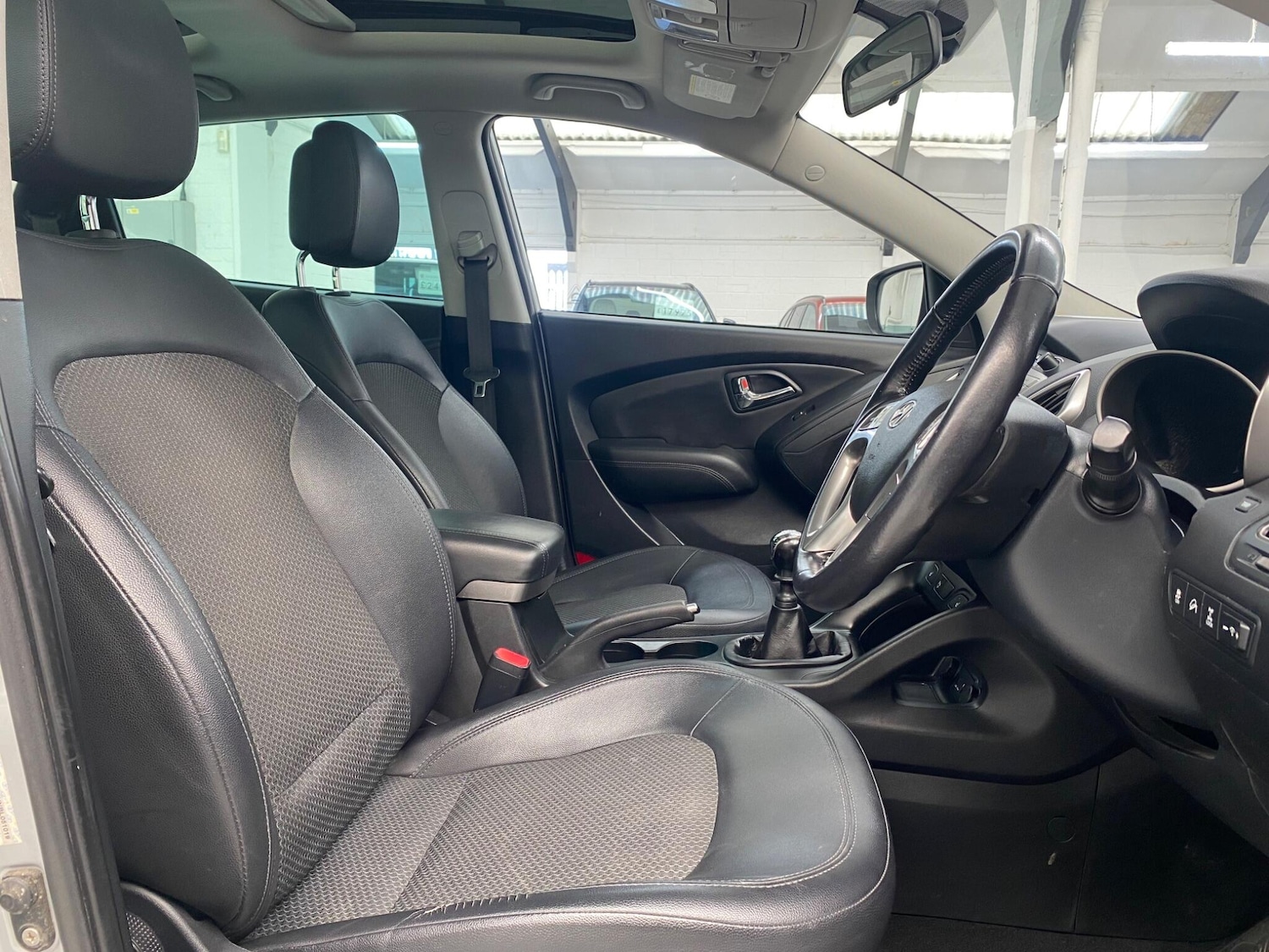 Used Hyundai Ix35 2010 for sale - 77724130: Photo 12