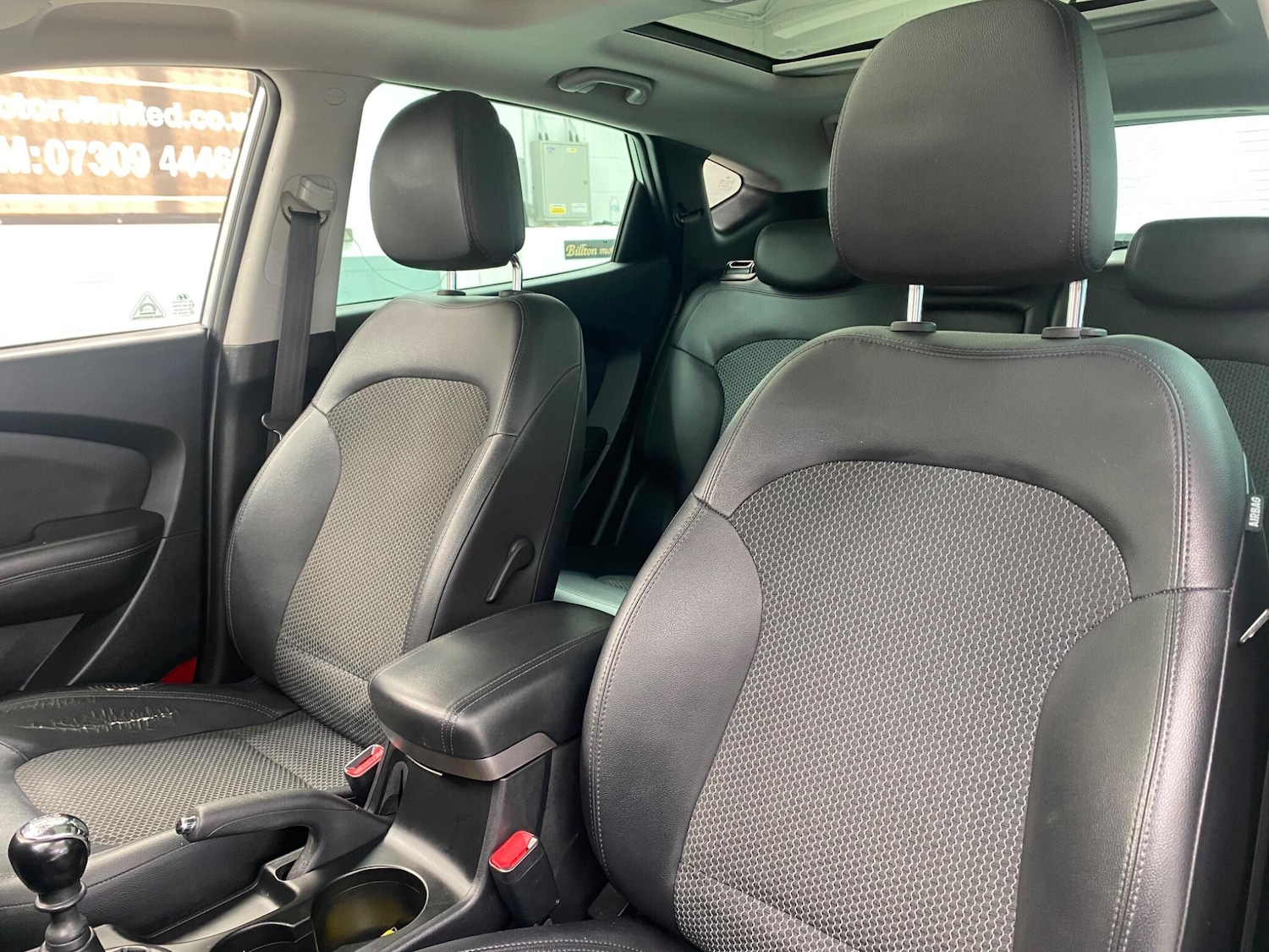 Used Hyundai Ix35 2010 for sale - 77724130: Photo 21