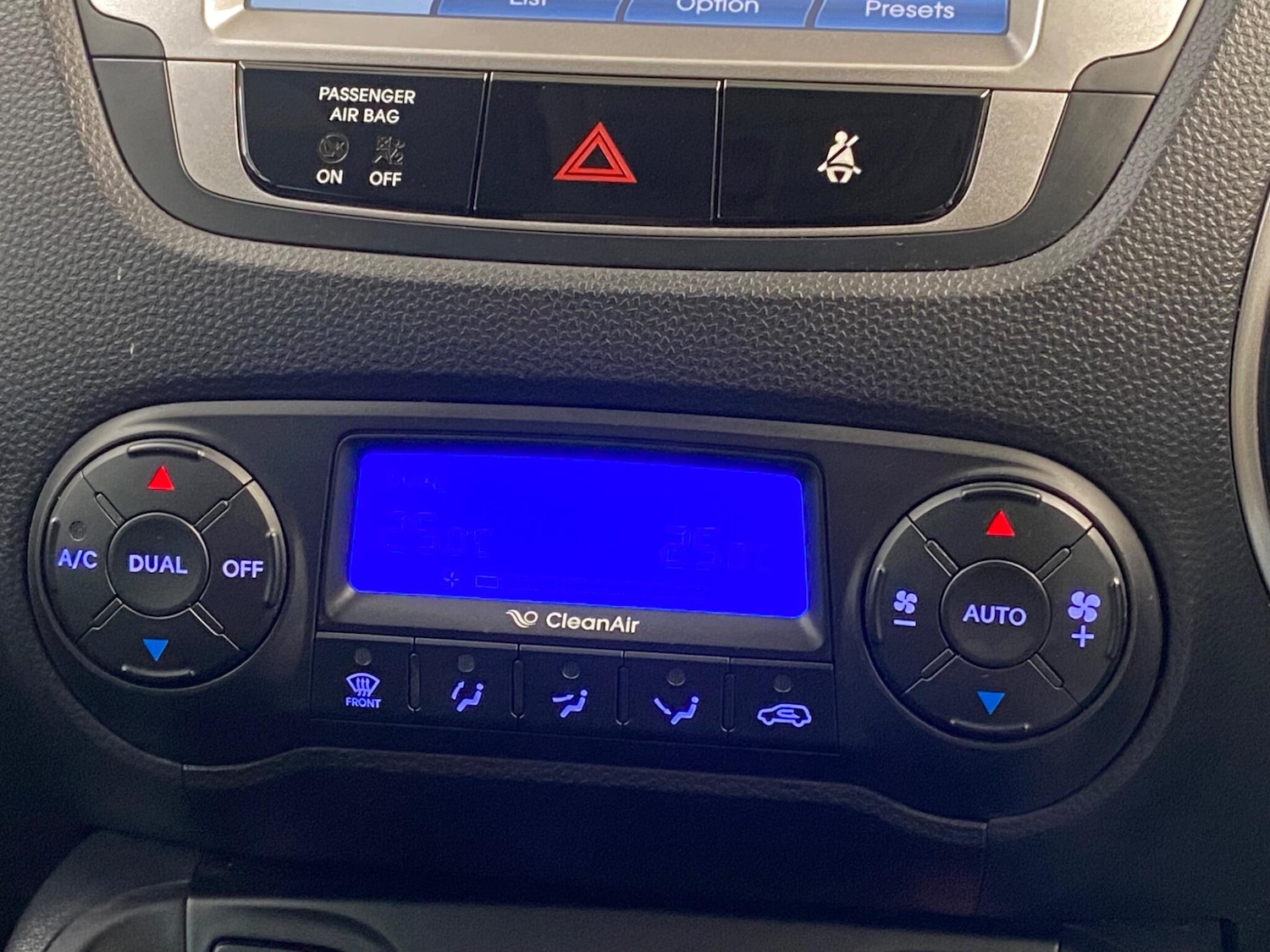 Used Hyundai Ix35 2010 for sale - 77724130: Photo 28