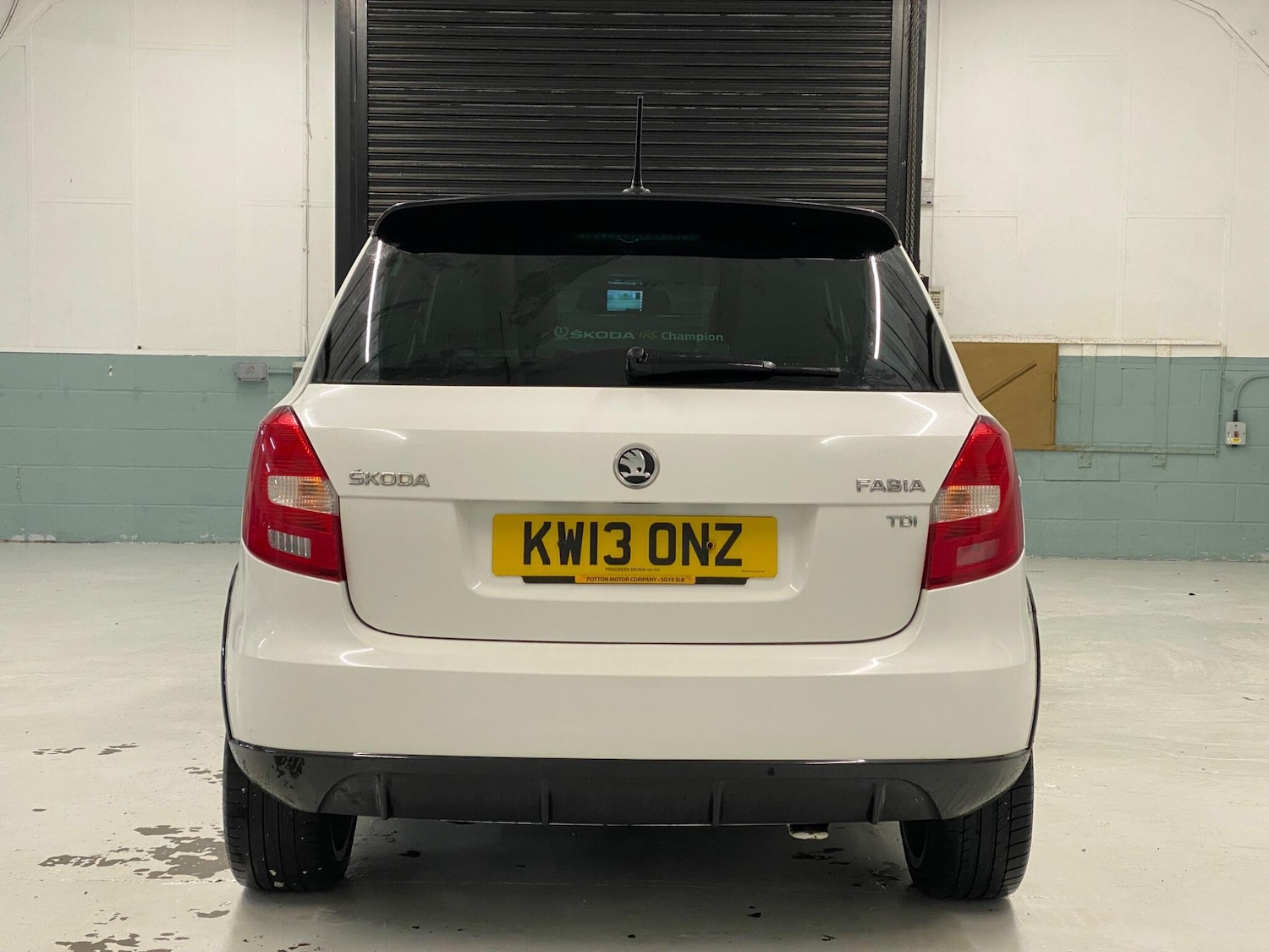 Used Skoda Fabia 2013 for sale - 77335891: Photo 8