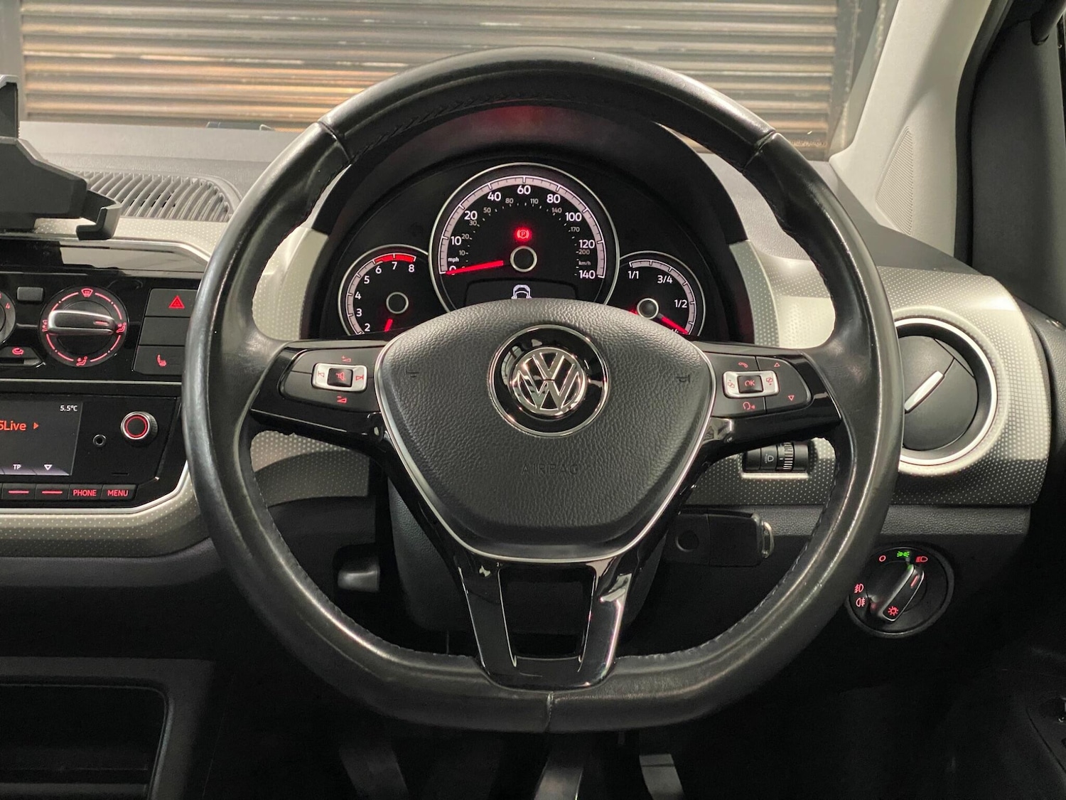 Used Volkswagen up! 2017 for sale - 77426137: Photo 21