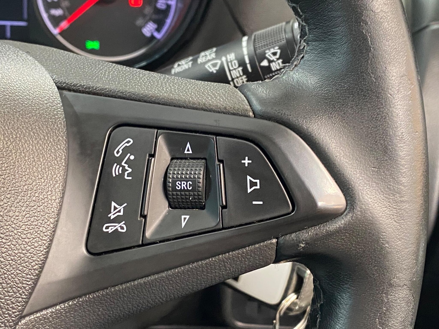 Used Vauxhall Zafira 2017 for sale - 77358480: Photo 35