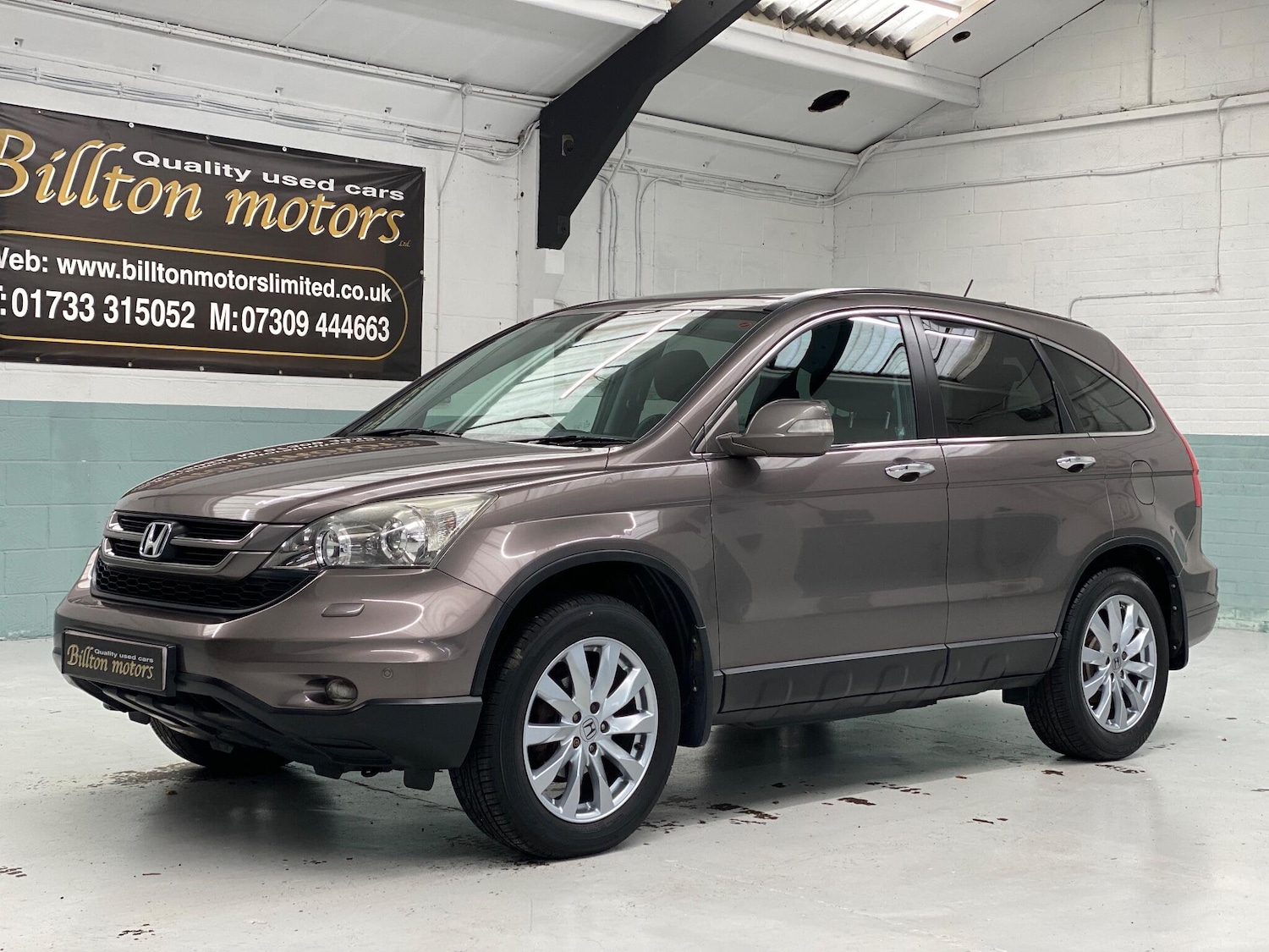 Used Honda CR-V 2011 for sale - 77335873: Photo 2