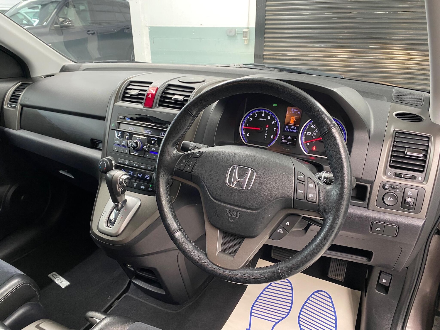 Used Honda CR-V 2011 for sale - 77335873: Photo 3