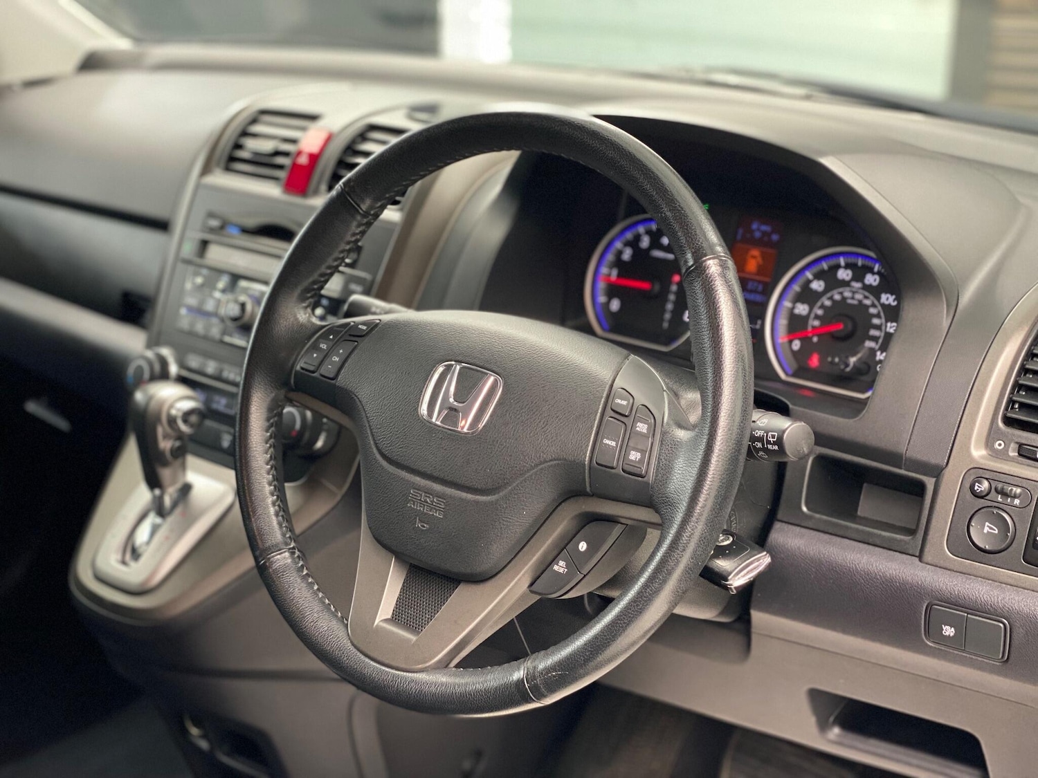 Used Honda CR-V 2011 for sale - 77335873: Photo 4