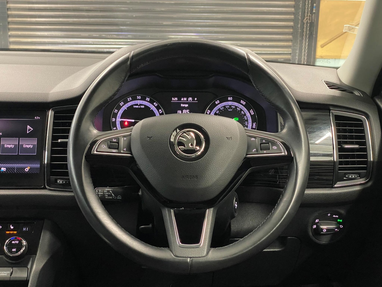 Used Skoda Kodiaq 2017 for sale - 77696203: Photo 24