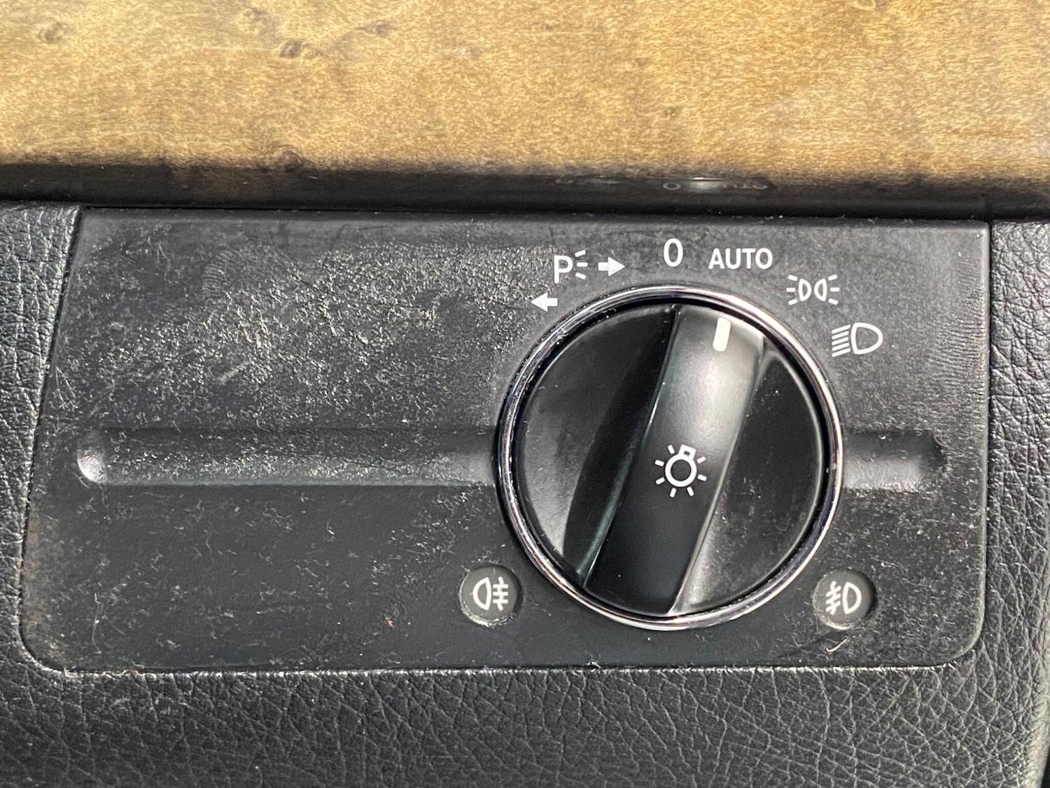 Used Mercedes-Benz E Class 2009 for sale - 78190351: Photo 37