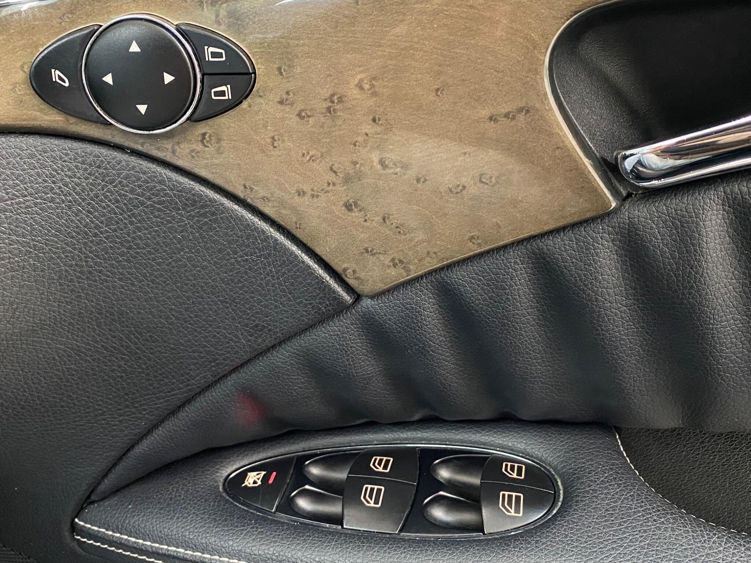 Used Mercedes-Benz E Class 2009 for sale - 78190351: Photo 38