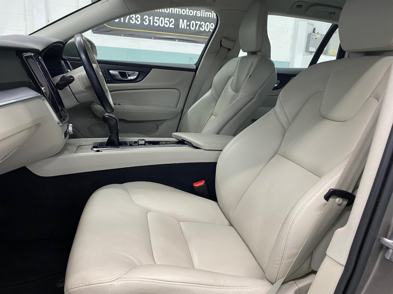 Used Volvo V60 2019 for sale - 77335871: Photo 22