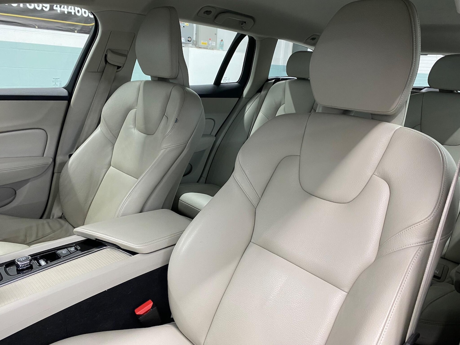 Used Volvo V60 2019 for sale - 77335871: Photo 23