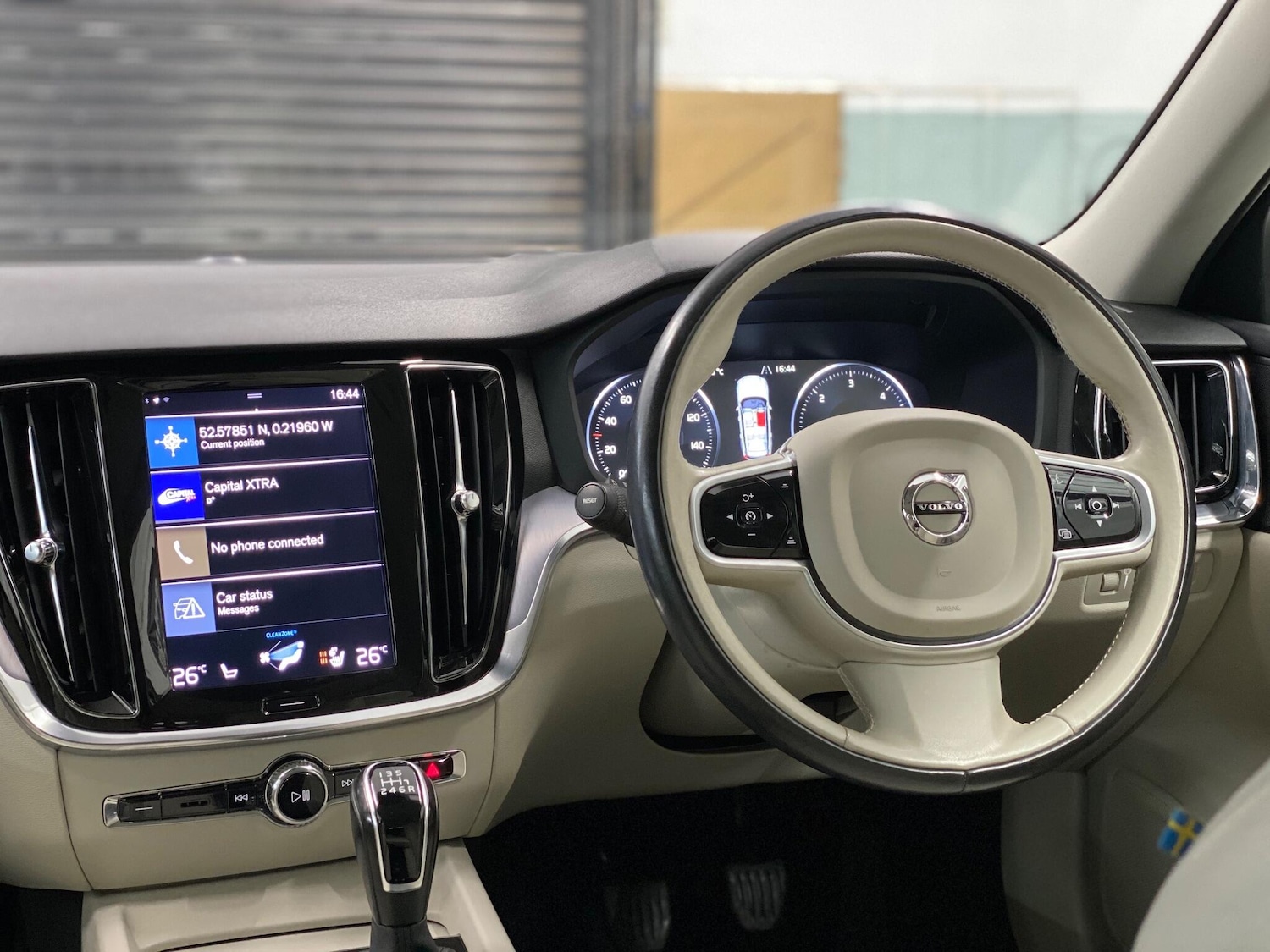 Used Volvo V60 2019 for sale - 77335871: Photo 26