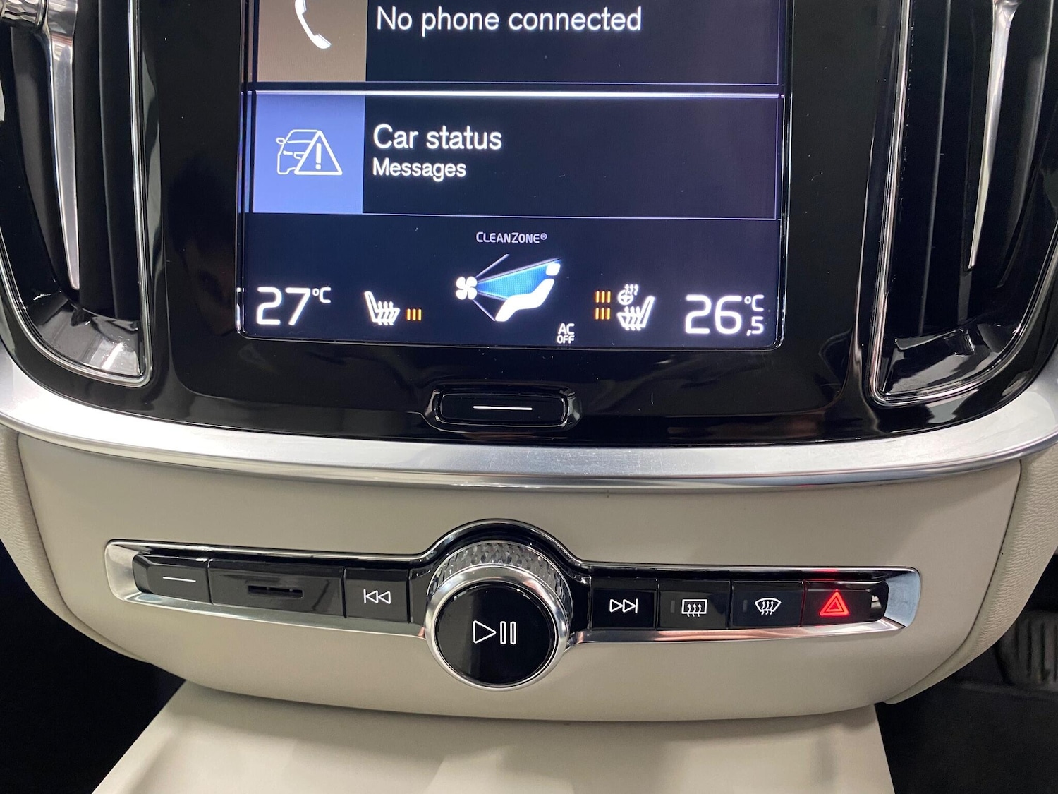 Used Volvo V60 2019 for sale - 77335871: Photo 31