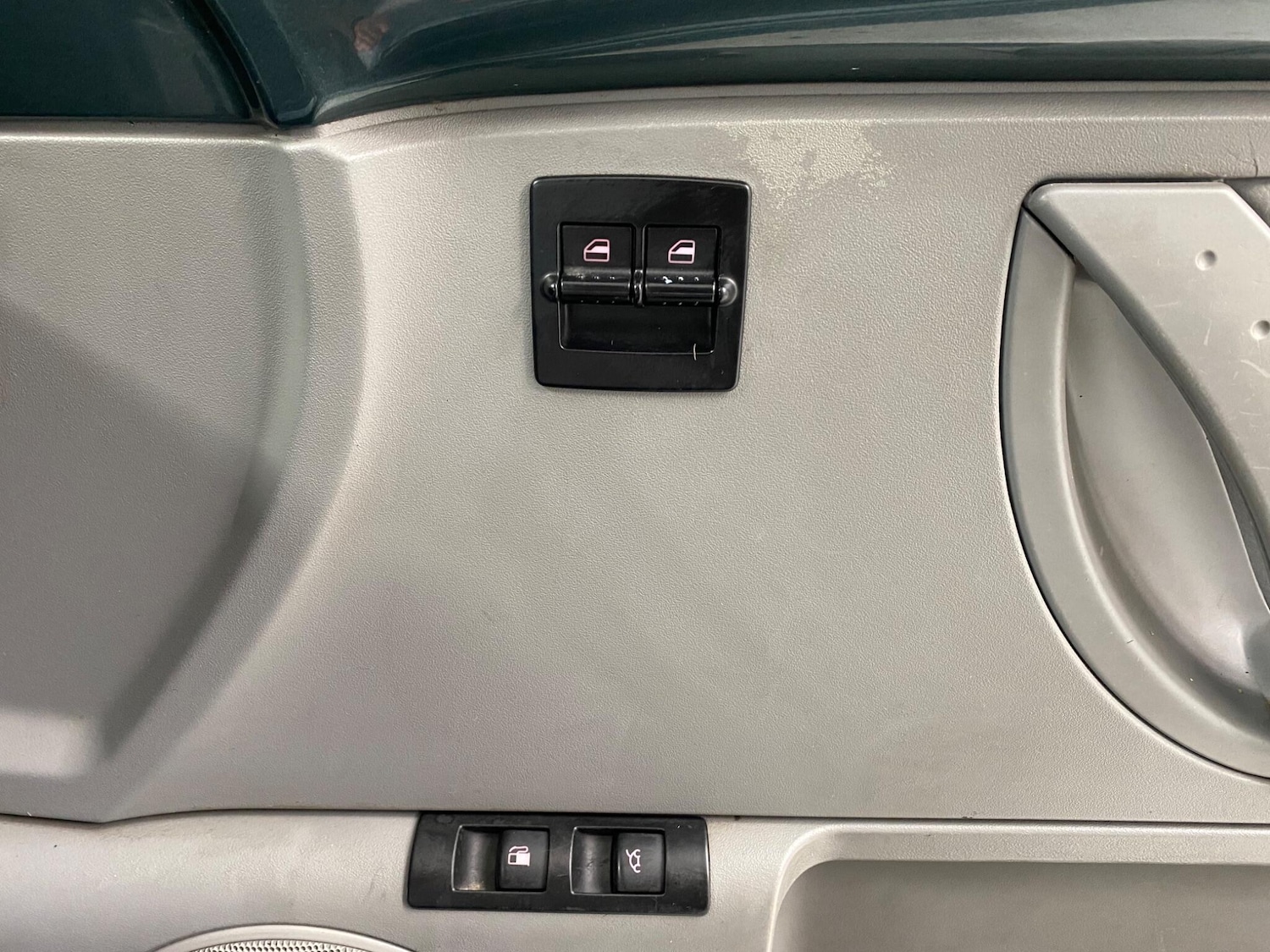 Used Volkswagen Beetle 2005 for sale - 77478852: Photo 24