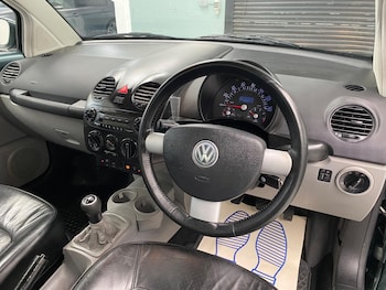 Used Volkswagen Beetle 2005 for sale - 77478852: Photo