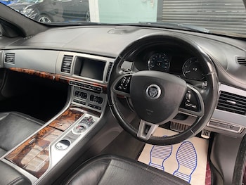 Used Jaguar XF 2013 for sale - 79010521: Photo