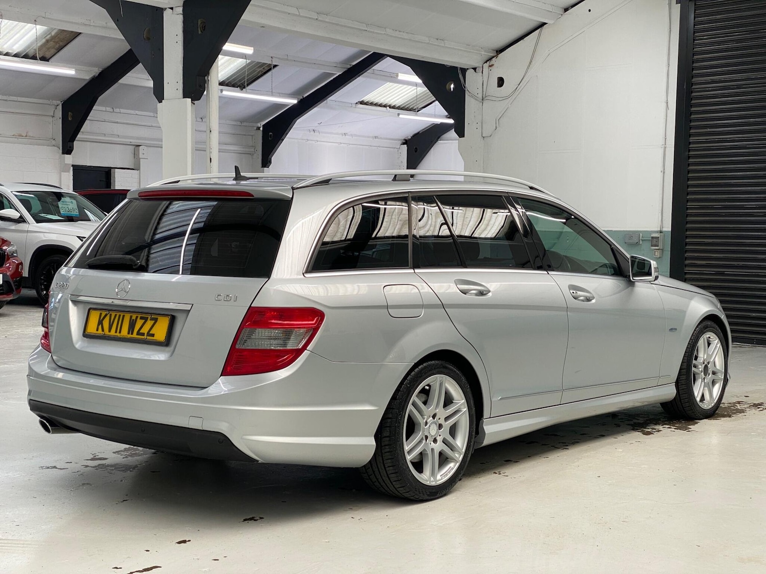 Used Mercedes-Benz C Class 2011 for sale - 77670329: Photo 10