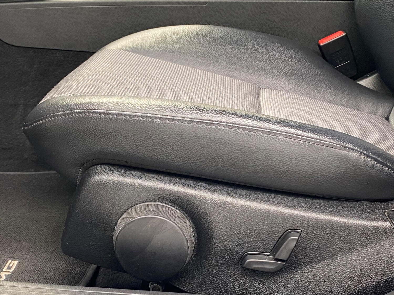 Used Mercedes-Benz C Class 2011 for sale - 77670329: Photo 23