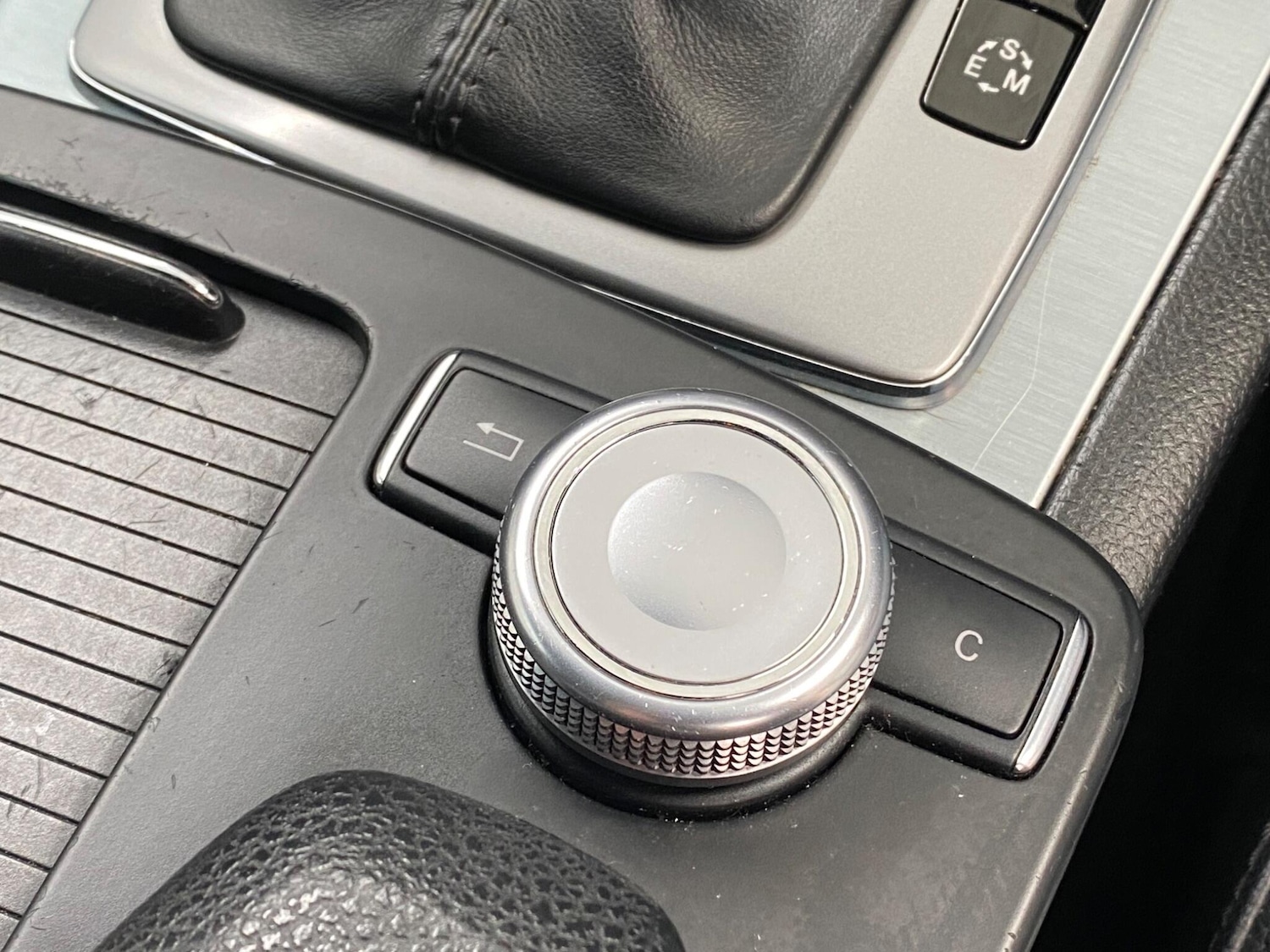 Used Mercedes-Benz C Class 2011 for sale - 77670329: Photo 28