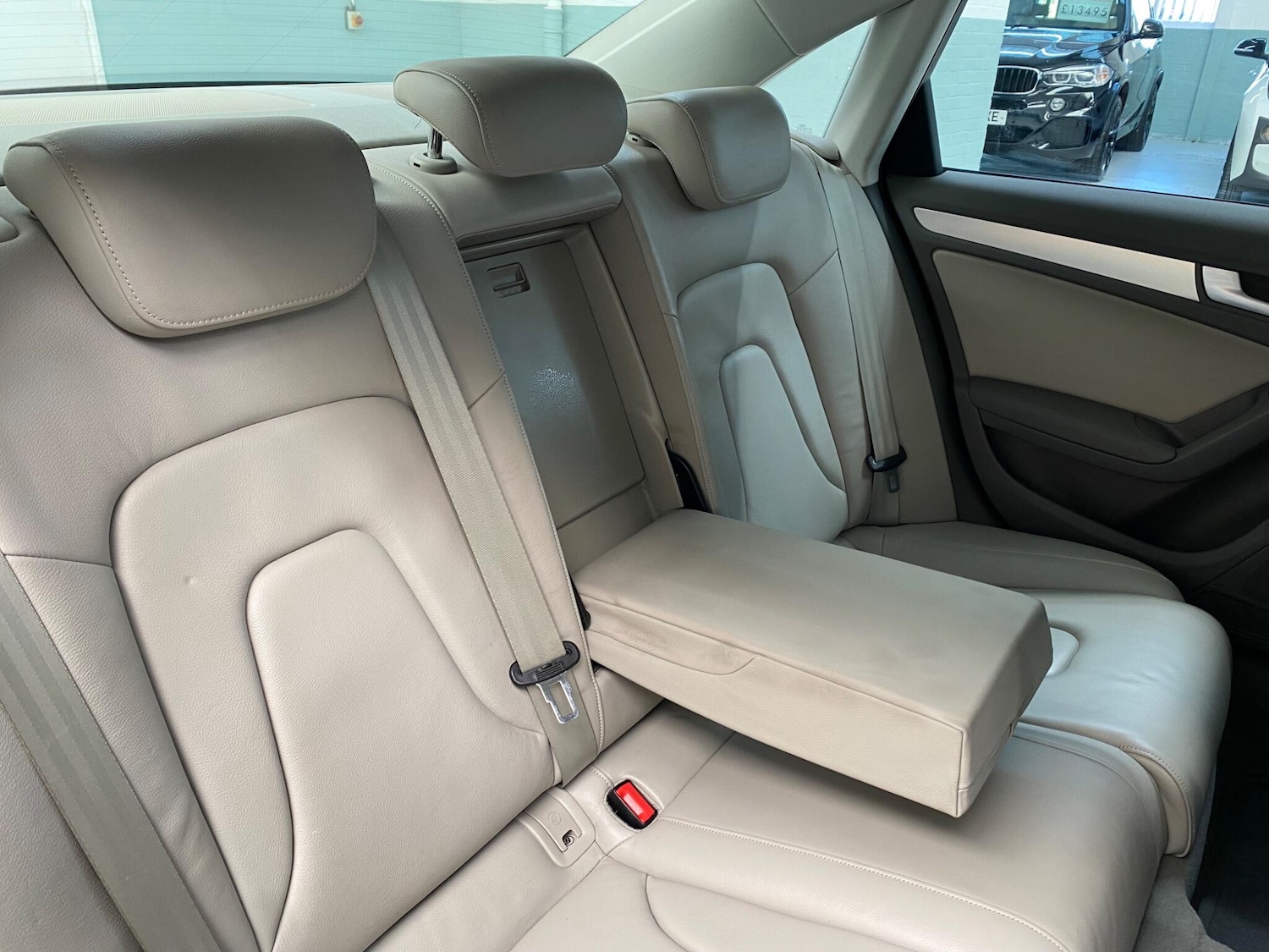 Used Audi A4 2010 for sale - 77358479: Photo 15